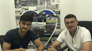 Marius Chelaru și-a prelungit contractul cu CSM Poli Iași