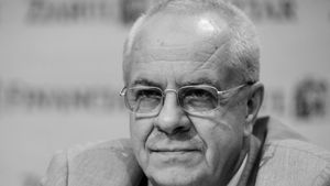 A murit Constantin Stroe, fost președinte la FC Argeș și director al Uzinelor Dacia. Sub conducerea sa, echipa piteșteană, cu Mutu, Barbu, Schumacher și Vintilă, a jucat în Cupa UEFA în 1998