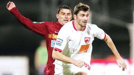 Ropotan, "sechestrat" în București!