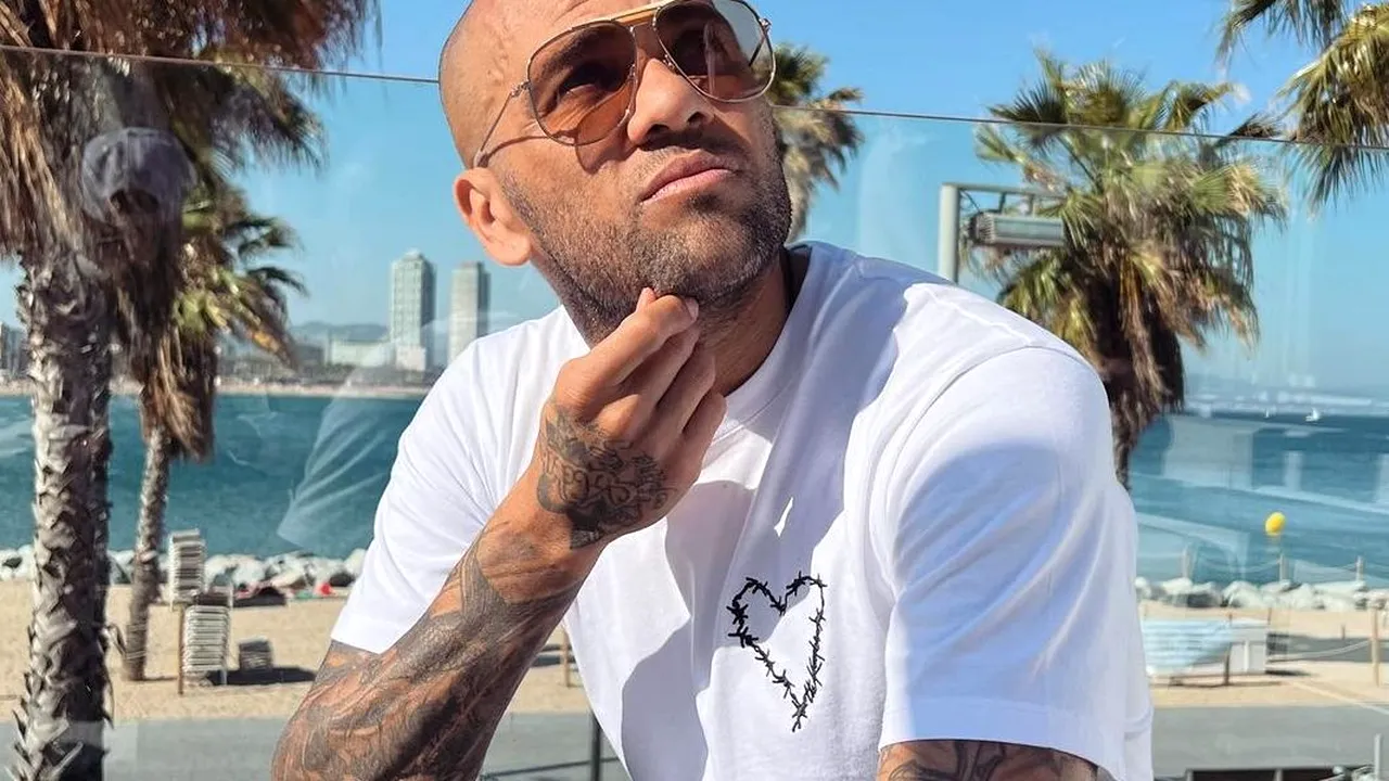 Lui Dani Alves îi merge de minune după gratii! Anchetat pentru agresiune sexuală și părăsit de soție, fotbalistul brazilian s-a apucat de afaceri la închisoare