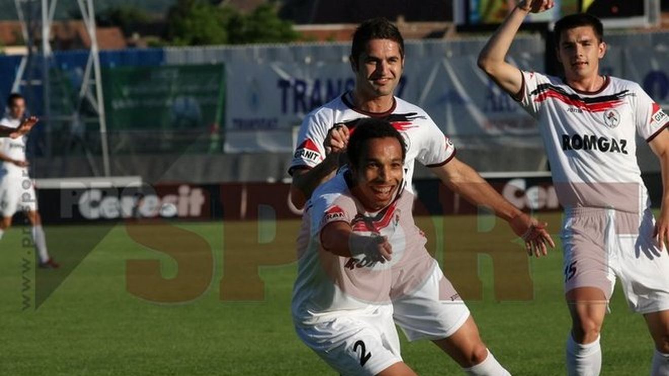 Gazul a vândut toate abonamentele** la tribune!