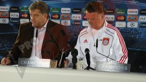 Louis van Gaal, impresionat de Traore:** "Știe să protejeze și să joace mingea incredibil"
