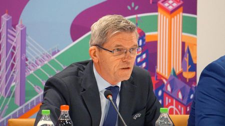 Reprezentantul UEFA pentru Euro 2020 la București: "Situația politică din România nu ne interesează"