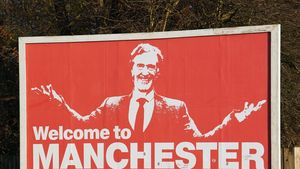 Decizie scandaloasă luată de Sir Jim Ratcliffe, miliardarul care conduce Manchester United! De ce șoc au avut parte angajații de pe Old Trafford și cum a răspuns patronul