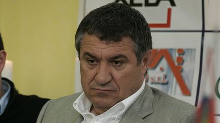 "Ce mare efort a făcut  Moggi?** L-a luat pe Mutu și i l-a dus lui ta-su!"