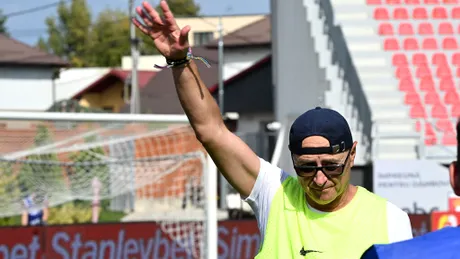 Leo Grozavu nu vrea echipe fără drept de promovare în play-off-ul Ligii 2: ”Alterează competiția.” Antrenorul Chindiei dorește susținere din partea fanilor, dar și din partea... presei!