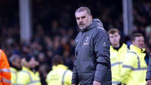 Radu Drăguşin e tot mai aproape să aibă un nou antrenor la Tottenham: „A dat undă verde"