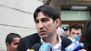 "Piți e un craiovean original!** La el banii sunt pe locul doi"