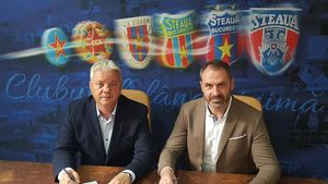 Sandu Iacob, prezentat oficial antrenor al Stelei după ce a semnat și contractul. Vasile Stângă: „Obiectivele sunt clare, locul 1-3 în Liga Națională și câștigarea Cupei României". Cu ce lot a plecat Steaua la drum
