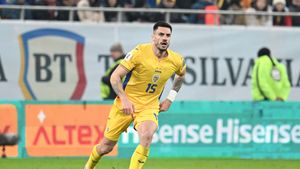 „Asta ne-a spus Mircea Lucescu în vestiar!”. Andrei Burcă a dezvăluit ce le-a zis selecționerul fotbaliștilor, după România - Bosnia 0-1