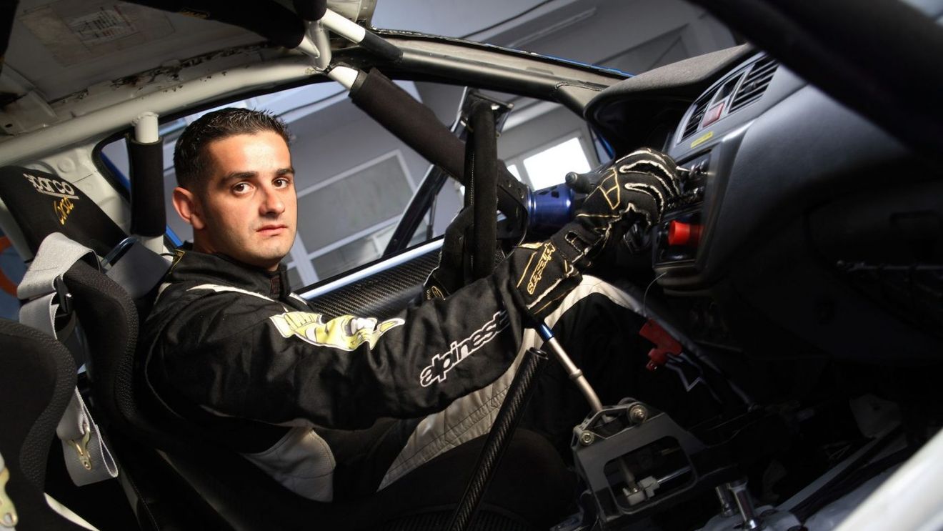 Veste șoc: celebrul pilot de raliuri Daniel Onoriu, internat în stare gravă la Spitalul Floreasca, după ce și-ar fi tăiat stomacul în Turcia!