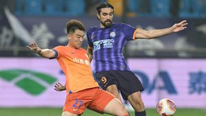 Dan Şucu poate forța transferul lui Andrea Compagno la Rapid Bucureşti! Italianul are oferte din Serie B