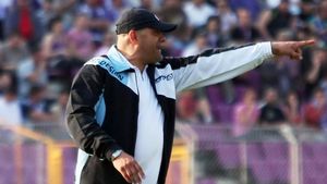 Balint, atacat** de rezerve!
