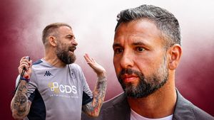 Scandal între oamenii lui Dan Șucu! Daniele De Rossi e furios din cauza implicării lui Răzvan Raț la Genoa