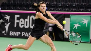 Halep despre Halep: "Sociabilă, ambițioasă, zâmbitoare!" Cine e mai bun dintre Messi și Ronaldo și prieteniile Simonei din lumea tenisului