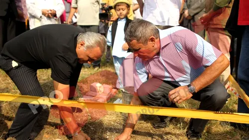 Moment festiv la Timișoara! Hristo Stoichkov a pus piatra de temelie a casei bulgarilor din Banat FOTO