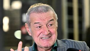Pe ce nu vrea Gigi Becali să dea bani, cu riscul de a arăta caraghios. E miliardar, dar se zgârcește: „Râde și nevastă-mea”
