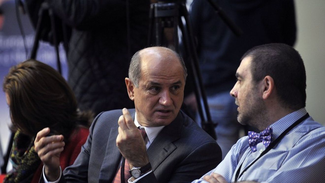 Copos: "Respectăm decizia CEx al FRF, dar suntem curioși să vedem motivarea"