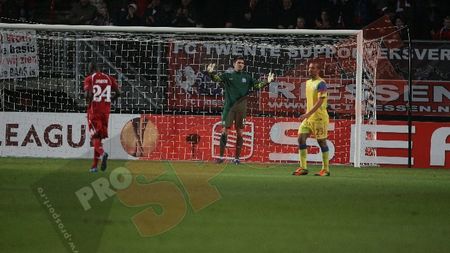 Condamnați de Tătărușanu!** Twente - Steaua 1-0, coșmarul McClaren continuă