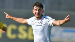 FCSB - CS Mioveni 1-0. Roș-albaștrii s-au impus și în cel de-al treilea amical al verii