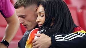 „Cea mai frumoasă femeie pe care am văzut-o”, implicată în transferul de 150.000.000 de euro