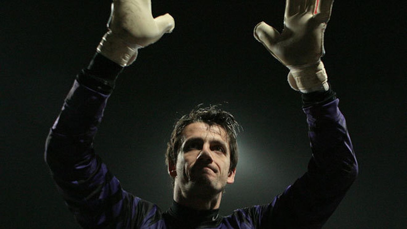 Dolha revine în Liga I!** Portarul va juca după 13 ani la echipa de la care a plecat în fotbalul mare