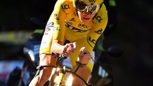 Turul Franței, aproape "jucat": Chris Froome rezistă și în Alpi, doar Richie Porte pare la nivelul britanicului. Rusul Zakarin s-a impus în prima etapă alpină