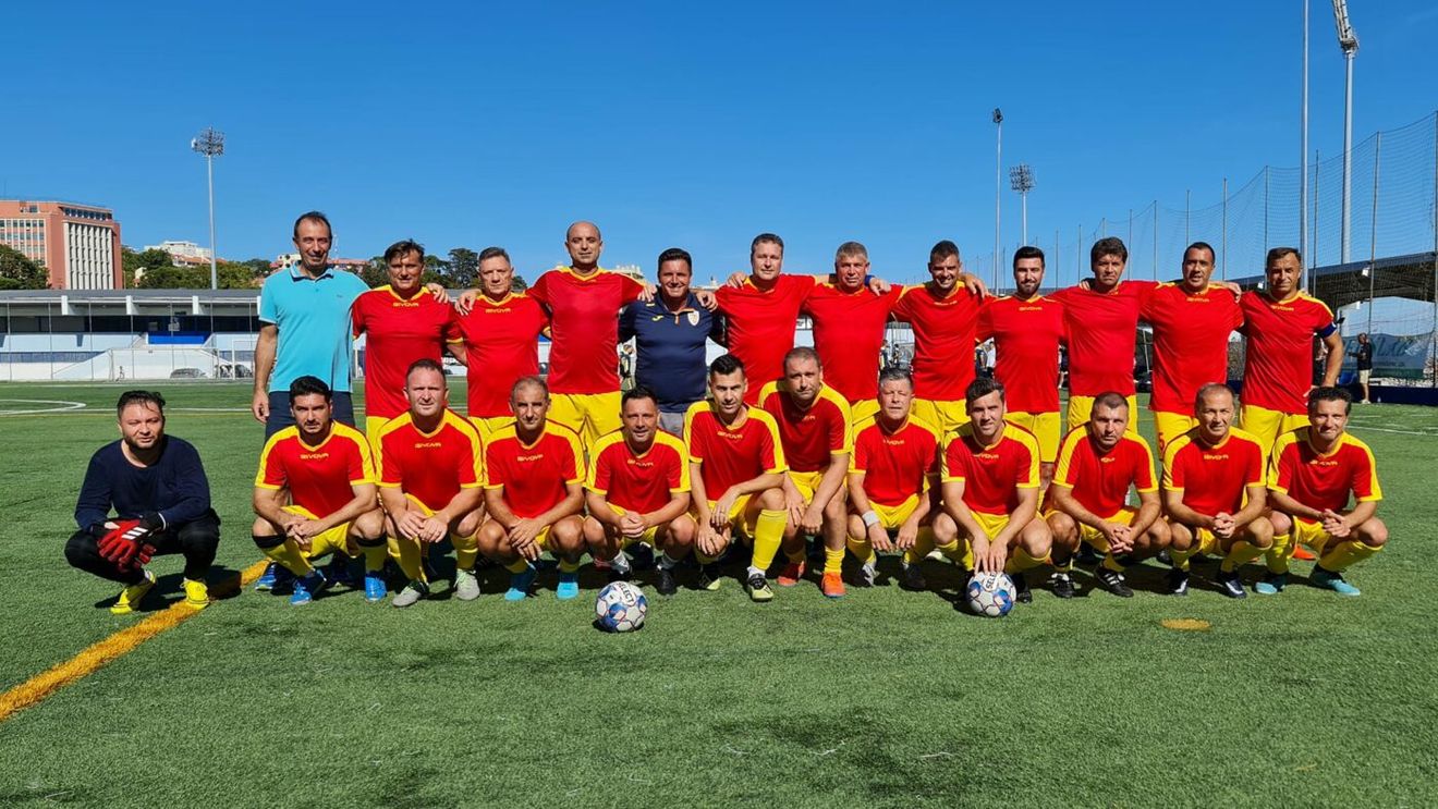 Acționarul din Saint-Tropez. România a participat, cu două selecționate, pe Coasta de Azur, la campionatul mondial de fotbal pentru juriști. Un fost stelist a fost antrenor- jucător, în timp ce Andrei Nicolescu, șeful lui Dinamo, și-a condus echipa din postura de „secund” | EXCLUSIV