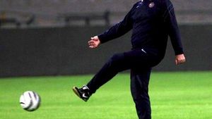 Hiddink: "România nu e favorită la Euro"