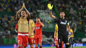 EXCLUSIV | Dumitru Dragomir îl compară pe Enache cu Ronaldo și nu-l vede pe Budescu titular în returul cu Sporting: "Mă tem să nu strice angrenajul echipei. Eu zic că se califică"