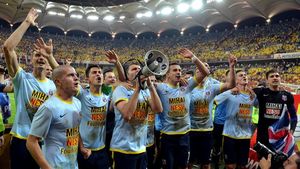 Uhrin a izbucnit în râs când a auzit că steliștii se cred imbatabili: "E foarte bine așa! Am văzut meciul cu Ceahlăul"