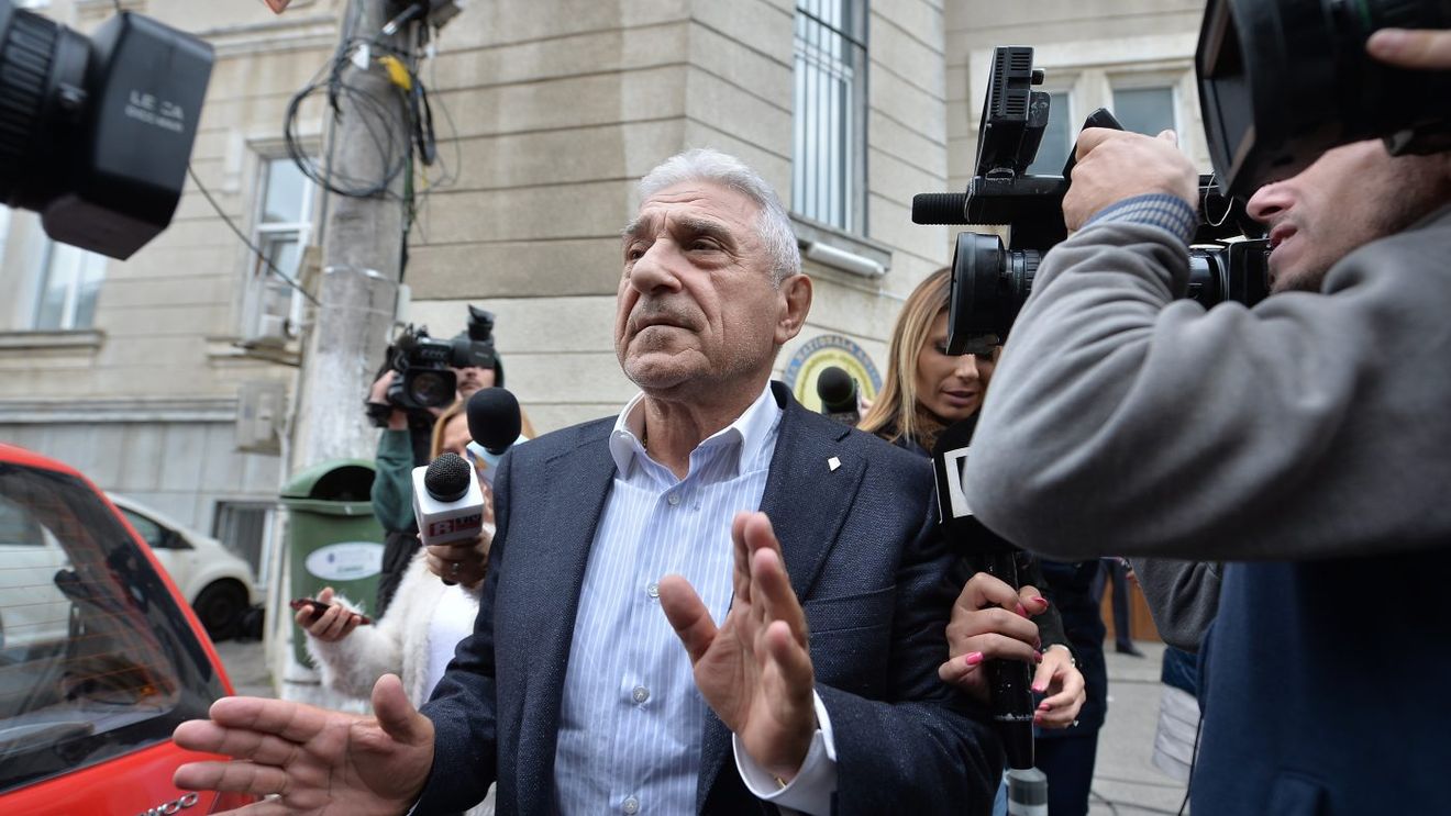 Cum a fost părăsit Giovanni Becali de fotbaliștii români pe care i-a făcut milionari în euro: „Eram un pușcăriaș!”. Momentul fabulos în care Zlatan Ibrahimovic s-a dus și l-a luat în brațe pe impresarul român: Jose Mourinho a rămas uluit