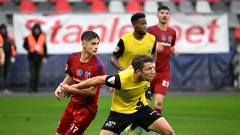 Pe urmele tatălui! Tudor Alistar putea ajunge în iarnă la Dinamo, însă discuțiile rămân deschise. Angelo Alistar: ”Nu putea pleca atunci, când Ceahlăul era într-o situație foarte grea”