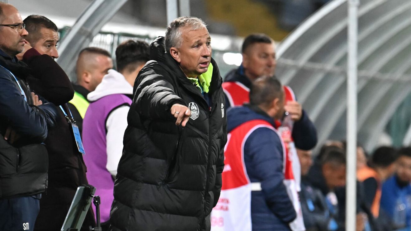 Dan Petrescu a mai scăpat de un fotbalist. L-a dat în Liga 3