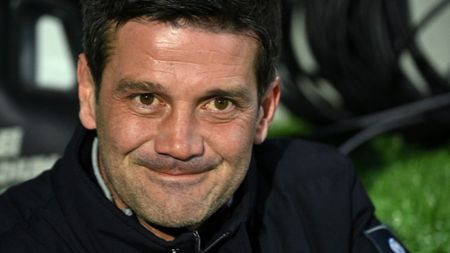 Barcelona așteaptă răspunsul lui Chivu: 80.000.000 de euro!