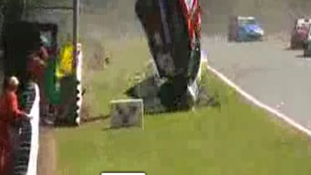 VIDEO** A făcut de 5 ori 'tumba' cu un Seat Leon