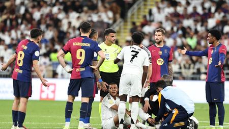 Sacrificiul lui Kylian Mbappe! Cu glezna praf, francezul a cerut să fie lăsat pe teren în Real Madrid - FC Barcelona