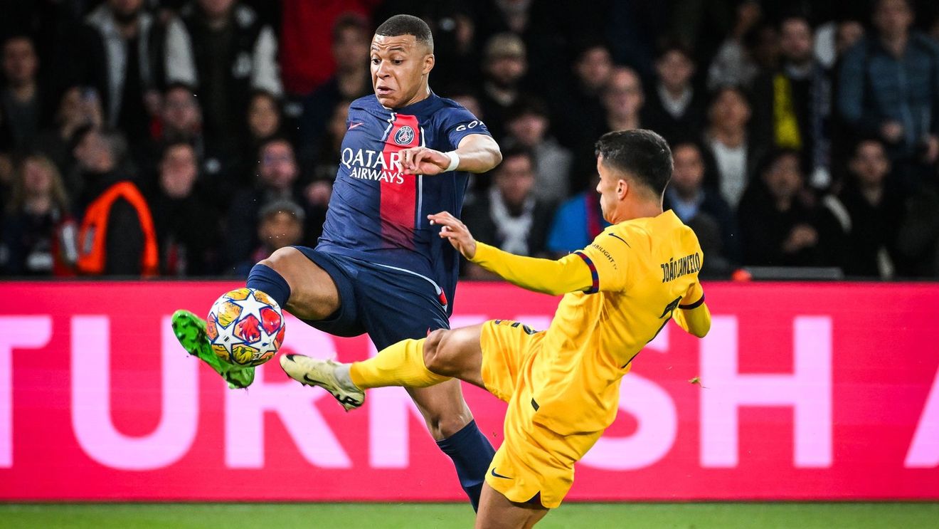 Kylian Mbappe, la un pas să fie luat la bătaie de fotbaliștii Barcelonei la vestiare! Atacantul lui PSG a urlat pe culoar, iar câțiva jucători ai lui Xavi au început să-l alerge: înjurături, jigniri și o încăierare generală! Toți se întreabă dacă Istvan Kovacs a notat incidentul în raportul său oficial