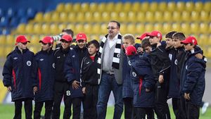 FIERBE Clujul înainte de derby! Afacere istorică în era Walter!** "U" vrea să "fure" doi SUPER jucători de la CFR
