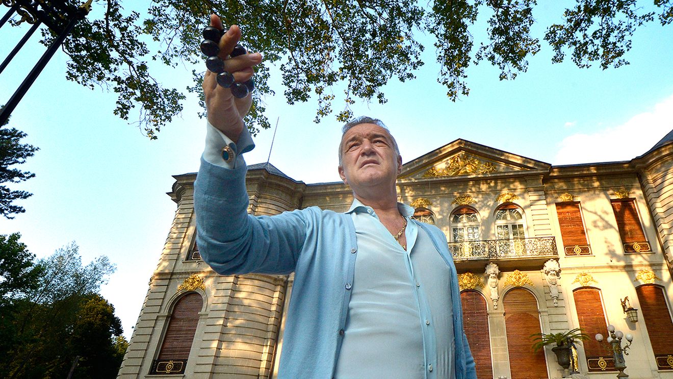 Becali nu se oprește! Transferul lui Coman, urmat de alte mutări "stelare". "Fac o ofertă de două milioane de euro. Să refuze dacă nu vor!" Principala țintă pentru FCSB