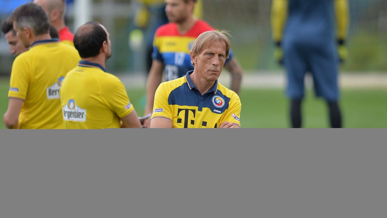 Daum revoluționează fotbalul din România! Ce se va întâmpla la pauza meciului cu Muntenegru e unic în istoria noastră: "În cabină va fi instalată o întreagă tehnologie video"