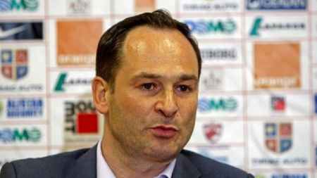 Conducerea „câinilor” e atacată din interiorul clubului. „Acești jucători au ușile închise! Aș vrea un om ca Gigi Becali la Dinamo!” | VIDEO EXCLUSIV ProSport Live