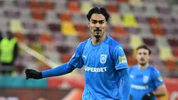 Imagini halucinante! Ştefan Baiaram a scuipat un fan al lui Dinamo după derby