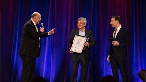 Mircea Lucescu îi compară pe marii sportivi români cu niște samurai! "Există speranță, avem talente extraordinare"