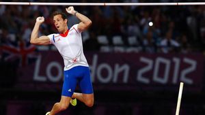 Francezul Lavillenie și olandeza Schippers, atleții europeni ai anului