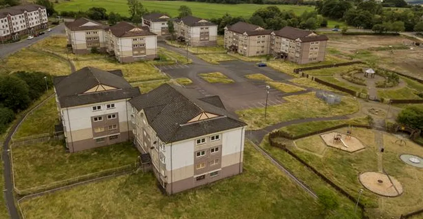 Un bărbat a rămas ultimul  locuitor de pe cea mai singuratică stradă din Marea Britanie. Autoritățile i-au oferit 35.000 de lire sterline