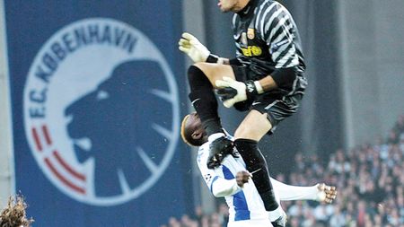 Cartonașul-fantomă!** Balaj susține că l-a sancționat pe Valdes, dar nimeni nu a văzut!