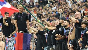 FCSB, lovită din interior. Gigi Becali a pus galeria să afle cine e „cârtița” UEFA care a distrus-o pe campioana României