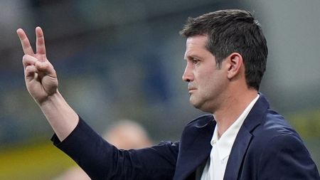 Cristi Chivu a înmărmurit în minutul 90+6. Inter, la un pas să ia gol de la portarul lui Como