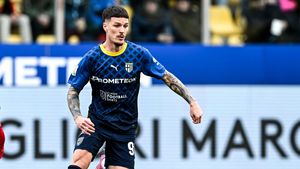 Dennis Man are curajul să refuze transferul la Inter sau AC Milan! Impresarul său a dezvăluit ce gândeşte fotbalistul